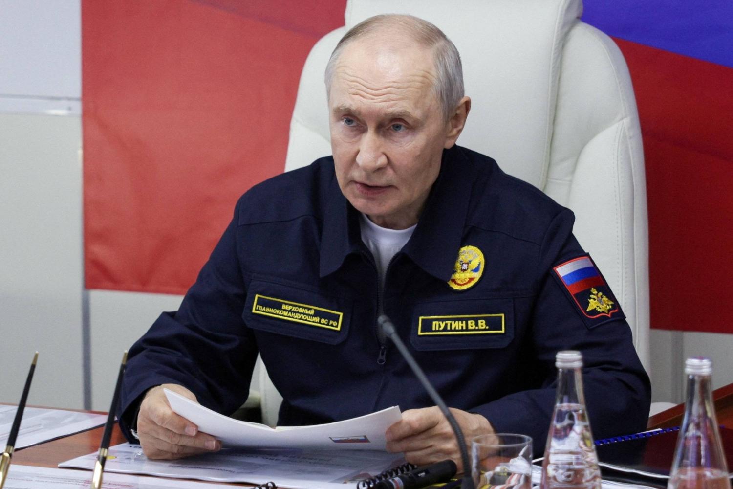  Putin visits disputed Etorofu island off Hokkaido, media reports 