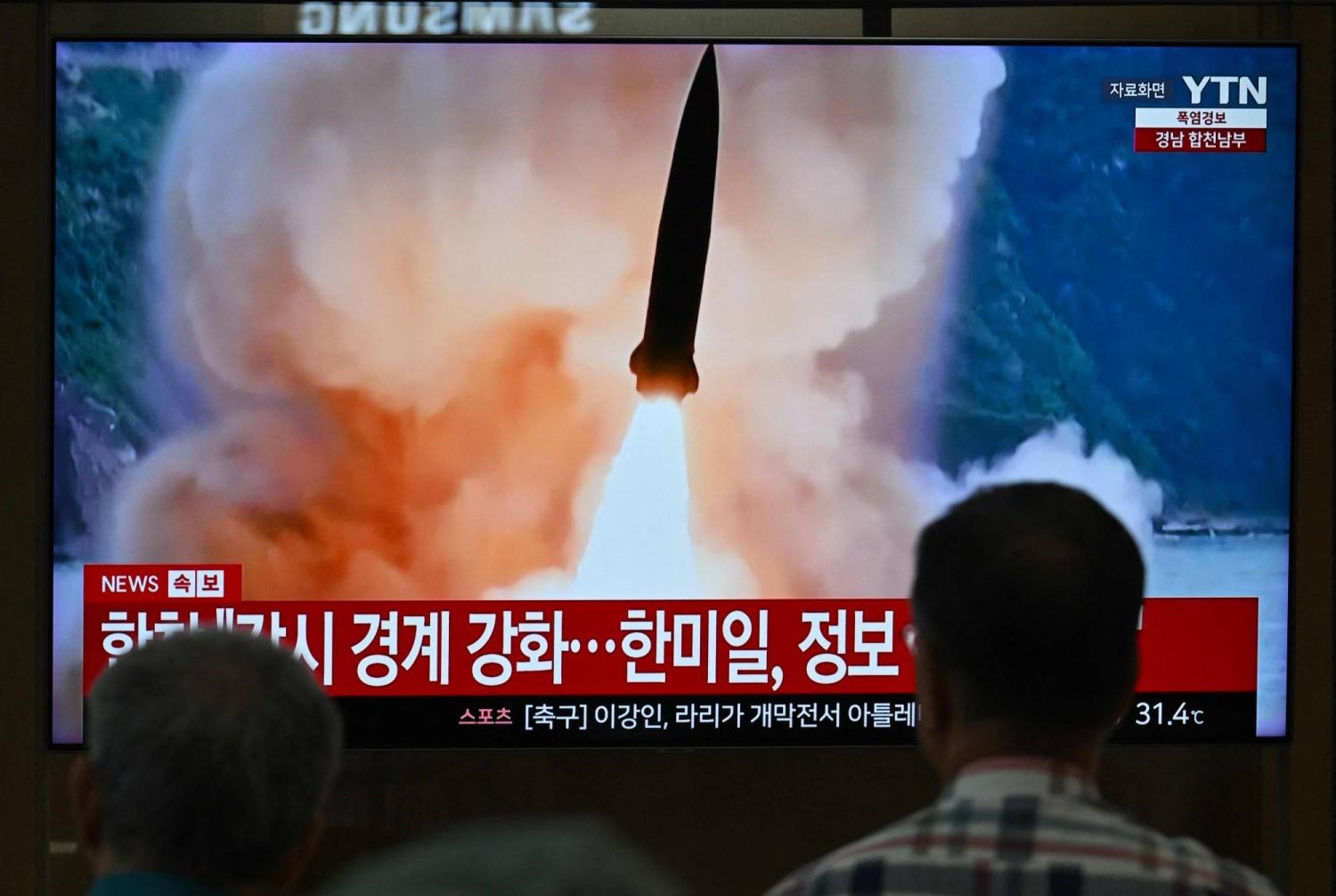  North Korea fires off barrage of missiles hours after Trump says he plans to meet Kim 