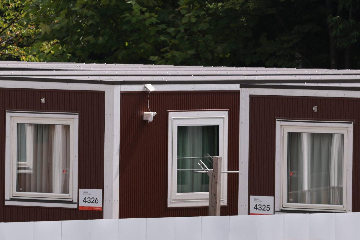 IOC President Kirsty Coventry impressed by accommodations at Asian Games 
