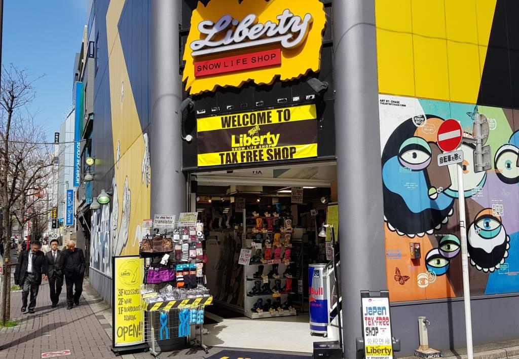Guide To Tax-Free Shopping in Japan