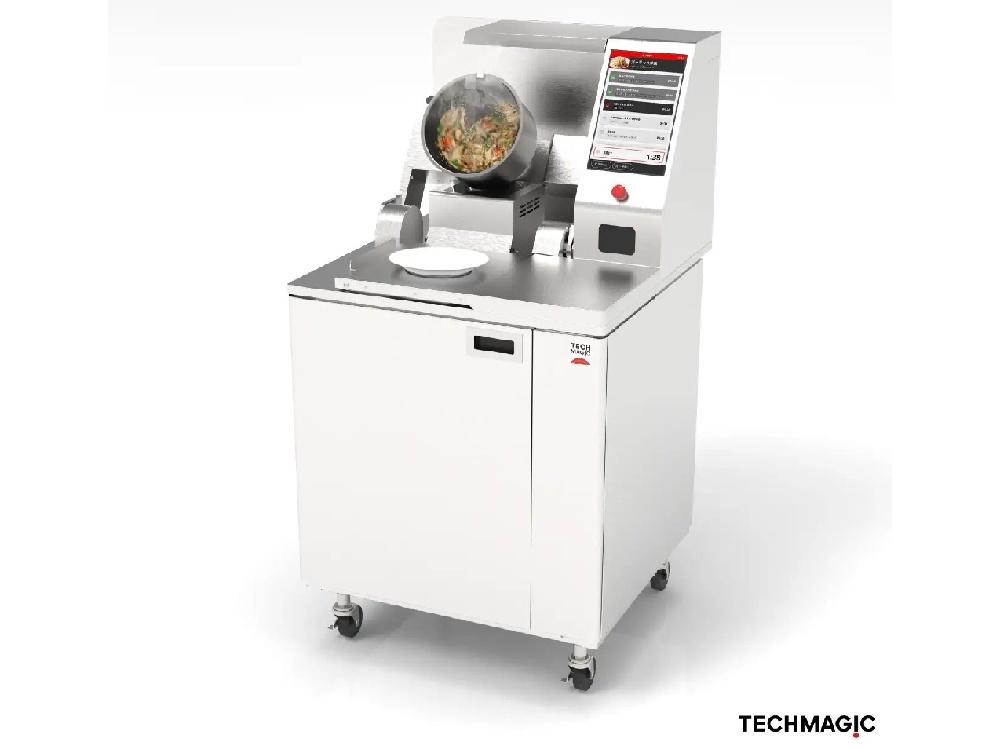 Japanese convenience store Lawson now has stir-fried noodle-cooking robot chefs